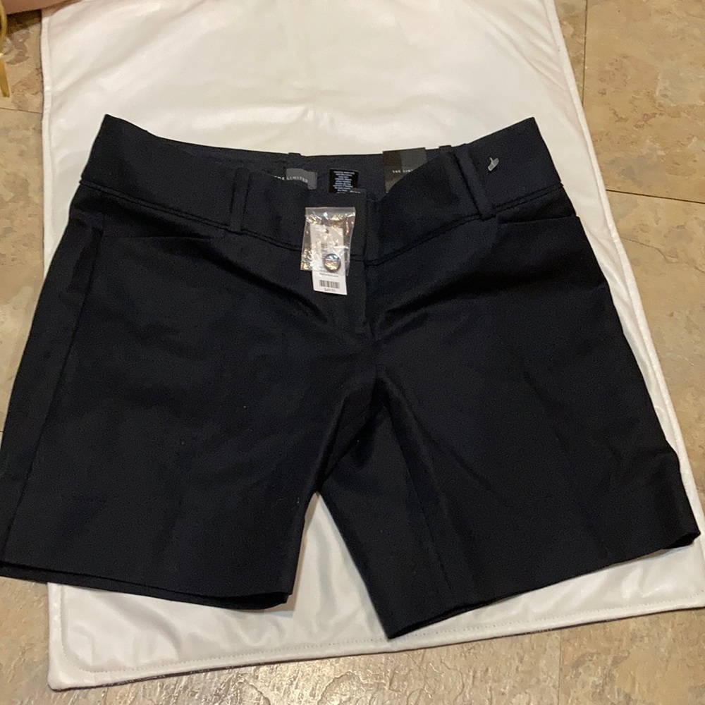 NWT the limited shorts